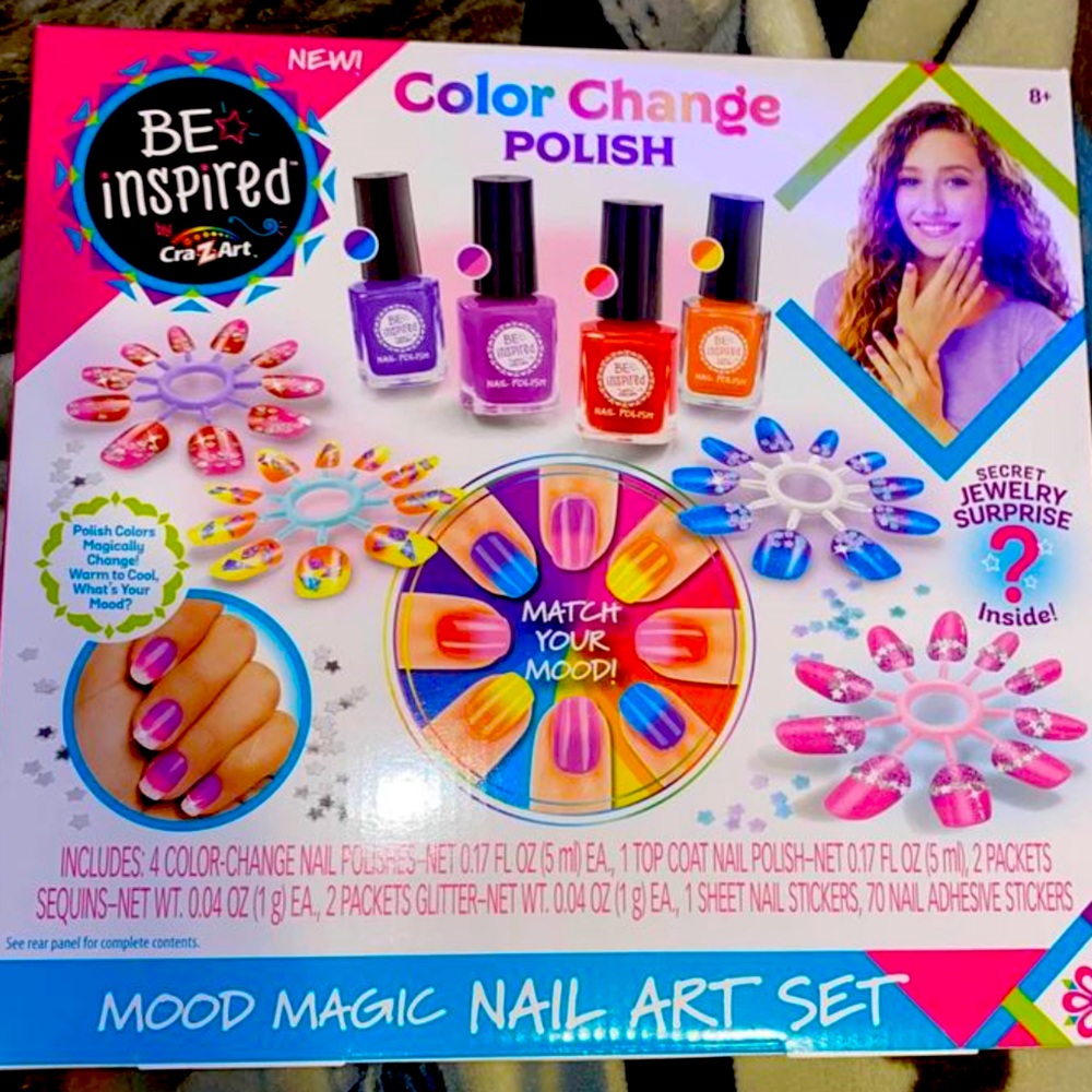 COPY - Girls Color Changing Nail Polish Kit